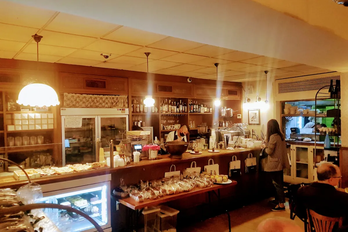 Kadosh Café Patisserie photo 1