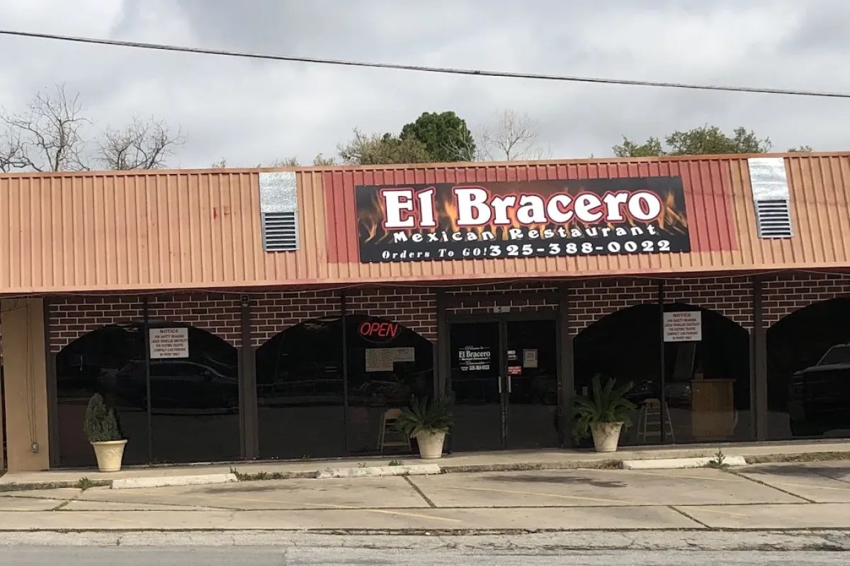 El Bracero Mexican Restaurant photo 1