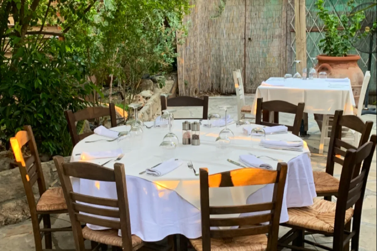 Old Town Restaurant, Polis photo 1