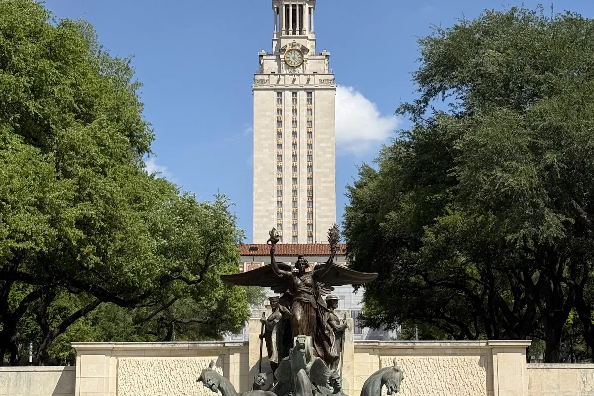 Littlefield Fountain photo 1