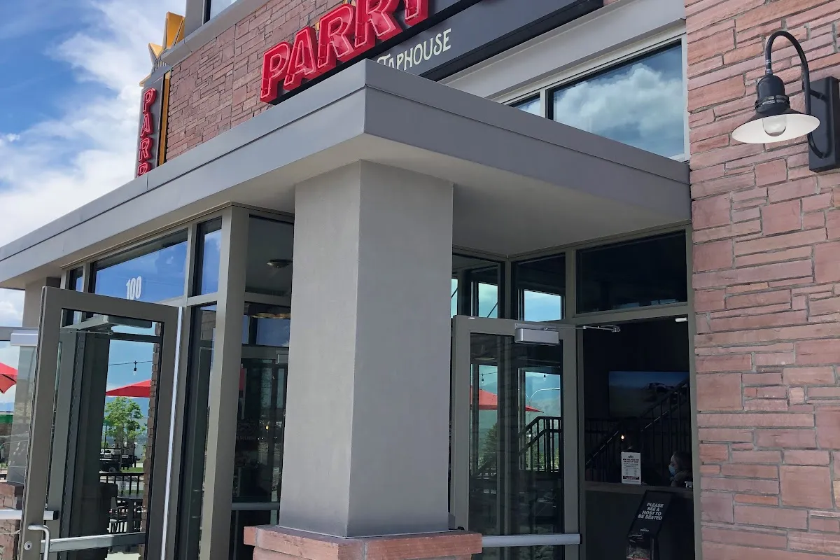 Parry's Pizzeria & Taphouse photo 1