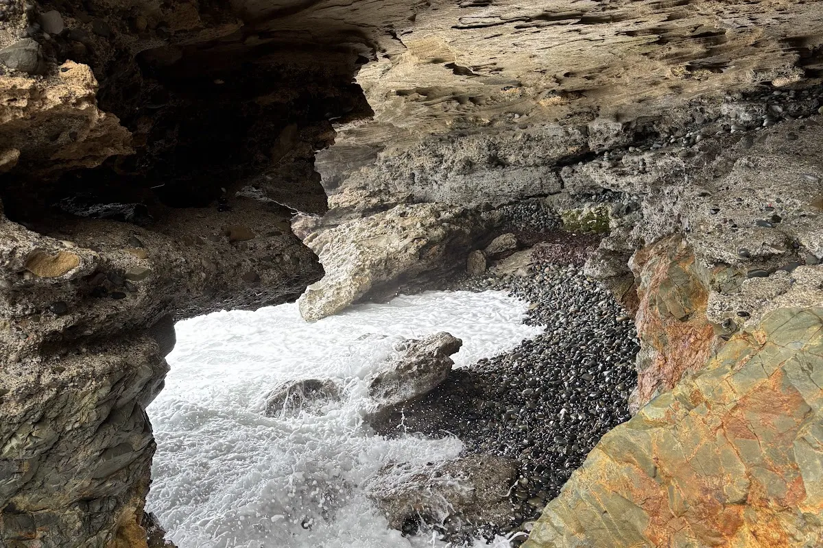 Dragon cave photo 1