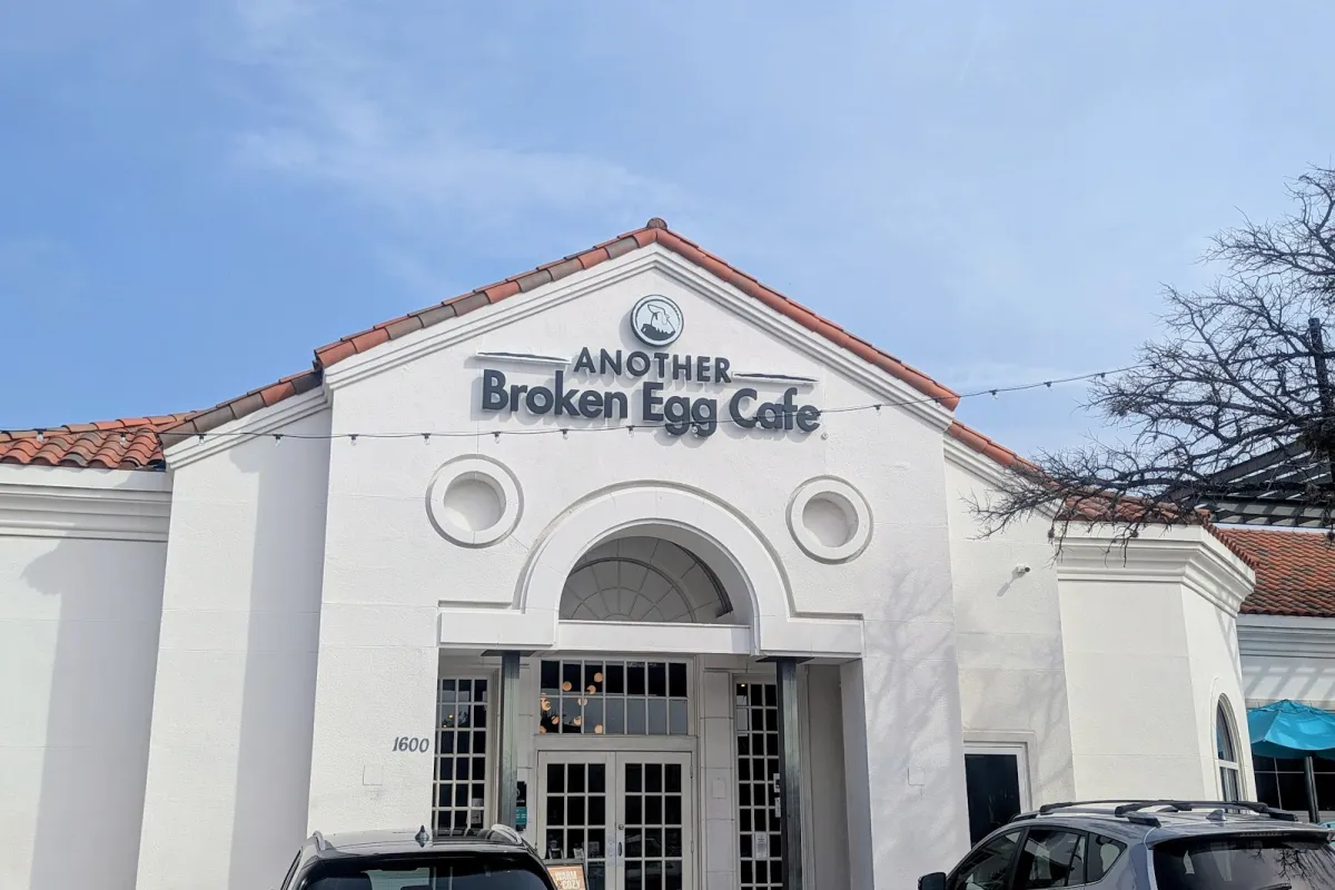 Another Broken Egg Cafe photo 1