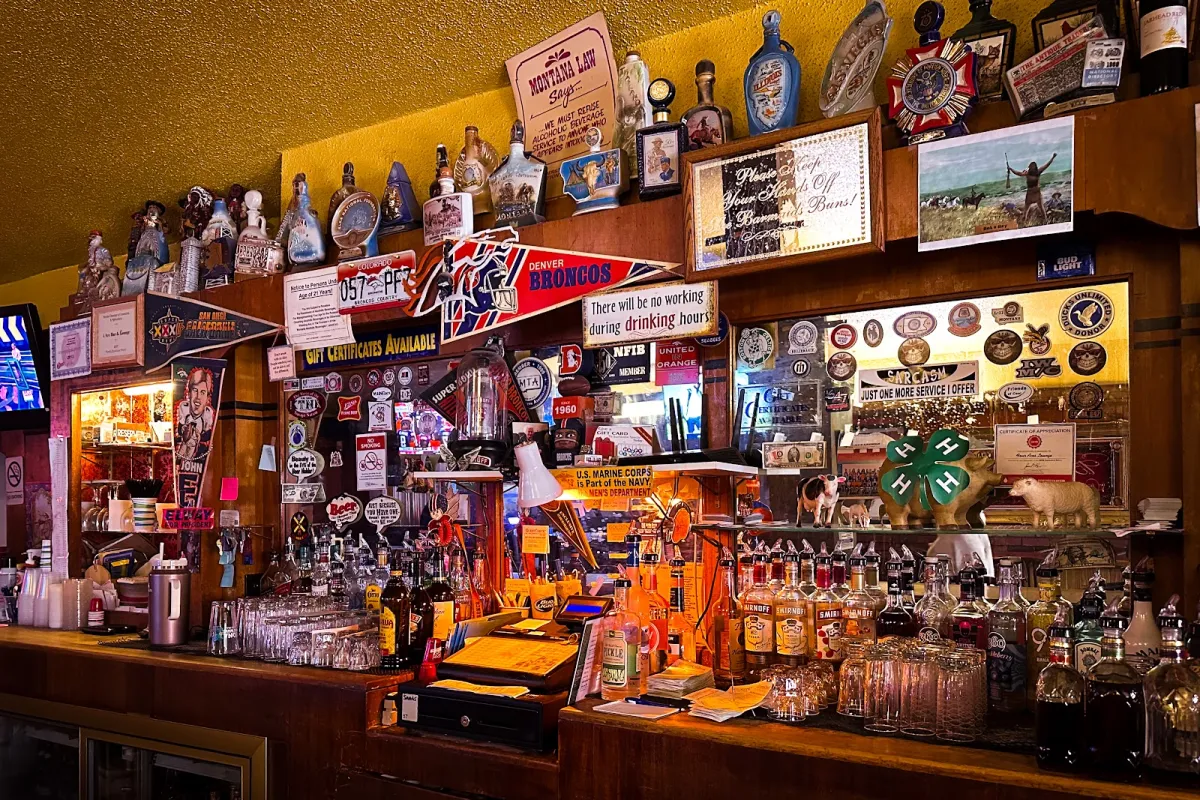 Four Aces Bar & Lounge photo 1