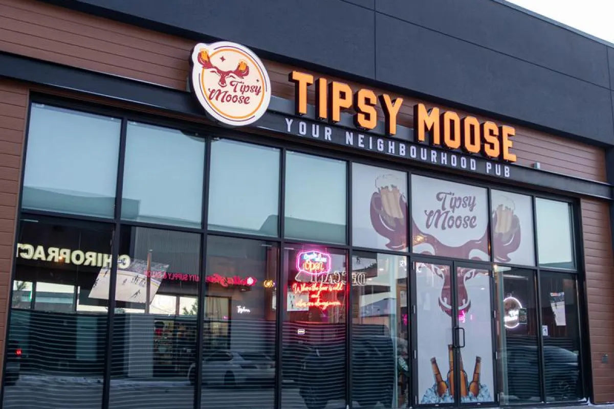 Tipsy Moose Pub & Kitchen photo 1