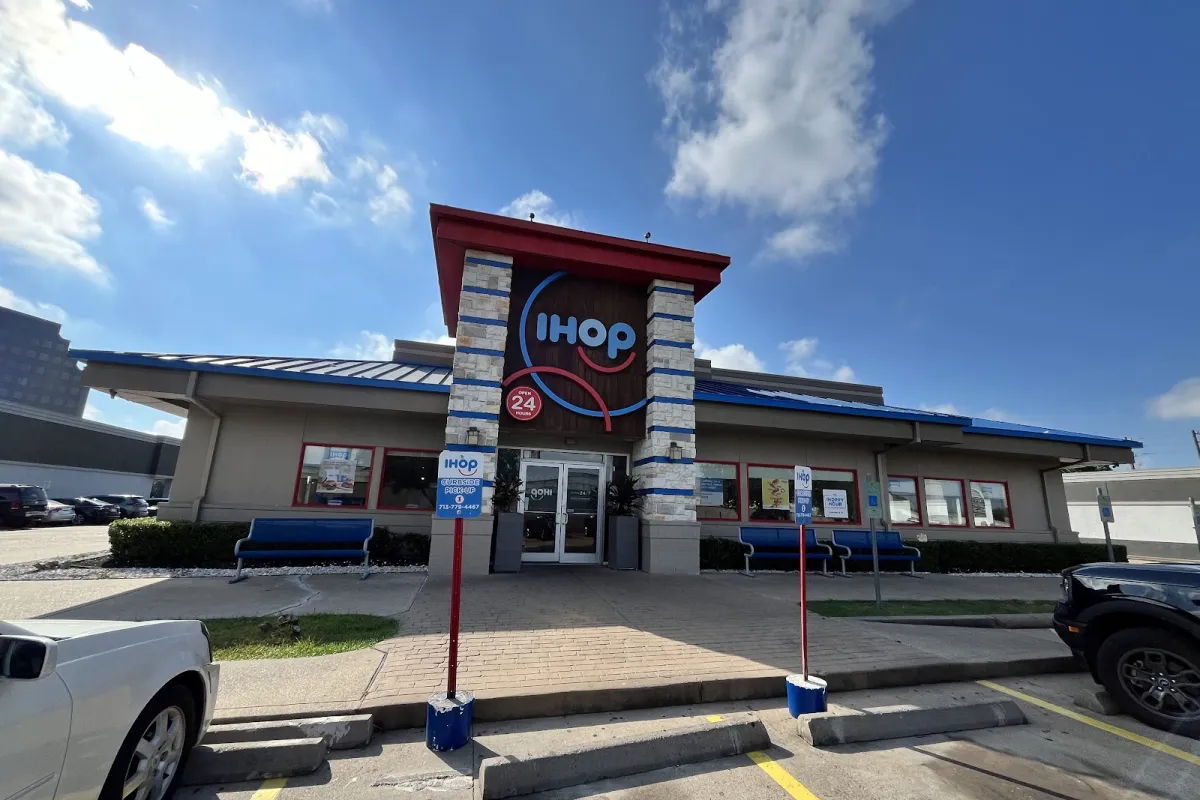 IHOP photo 1