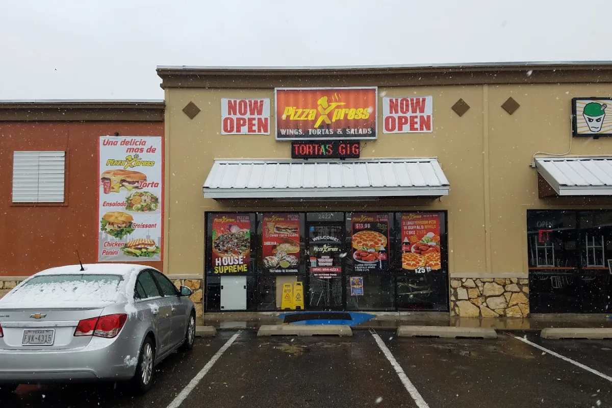 Pizza Xpress Weslaco La Pizza Perfecta photo 1
