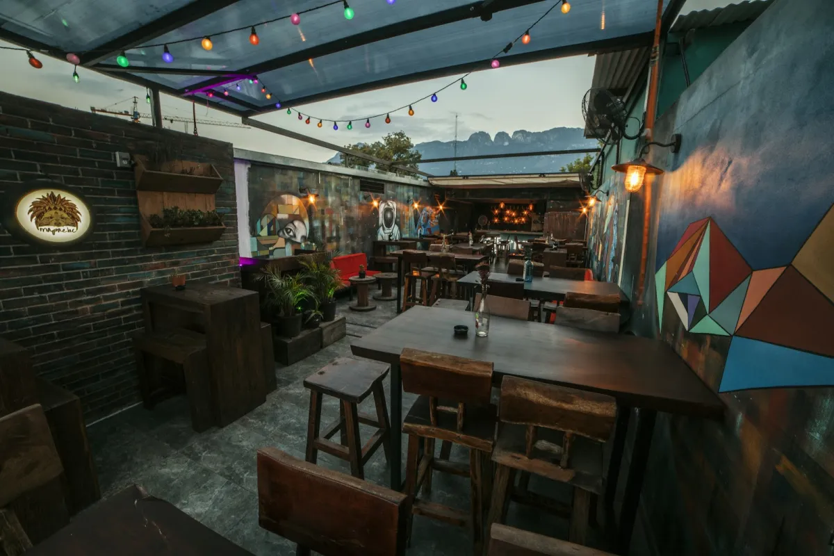 Mapache Gastropub photo 1