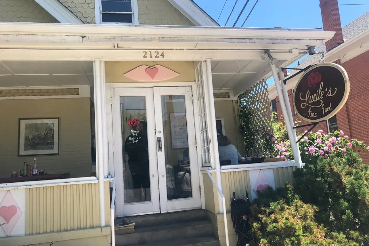 Lucile's Creole Cafe photo 1