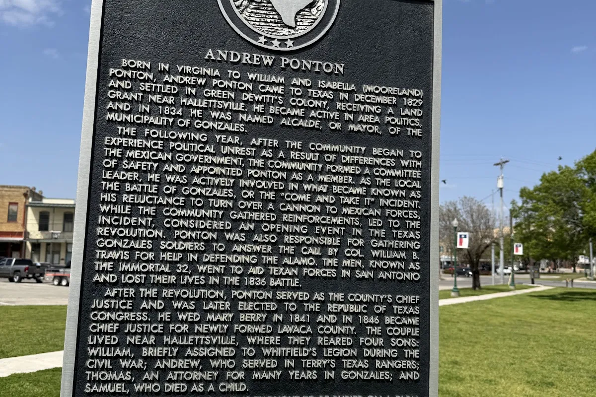 Texas Heroes Square photo 1