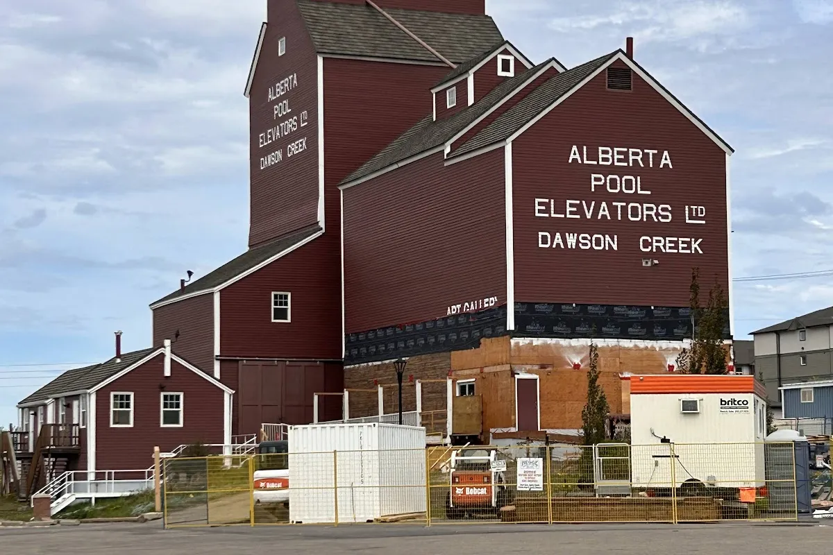 Dawson Creek Art Gallery photo 1