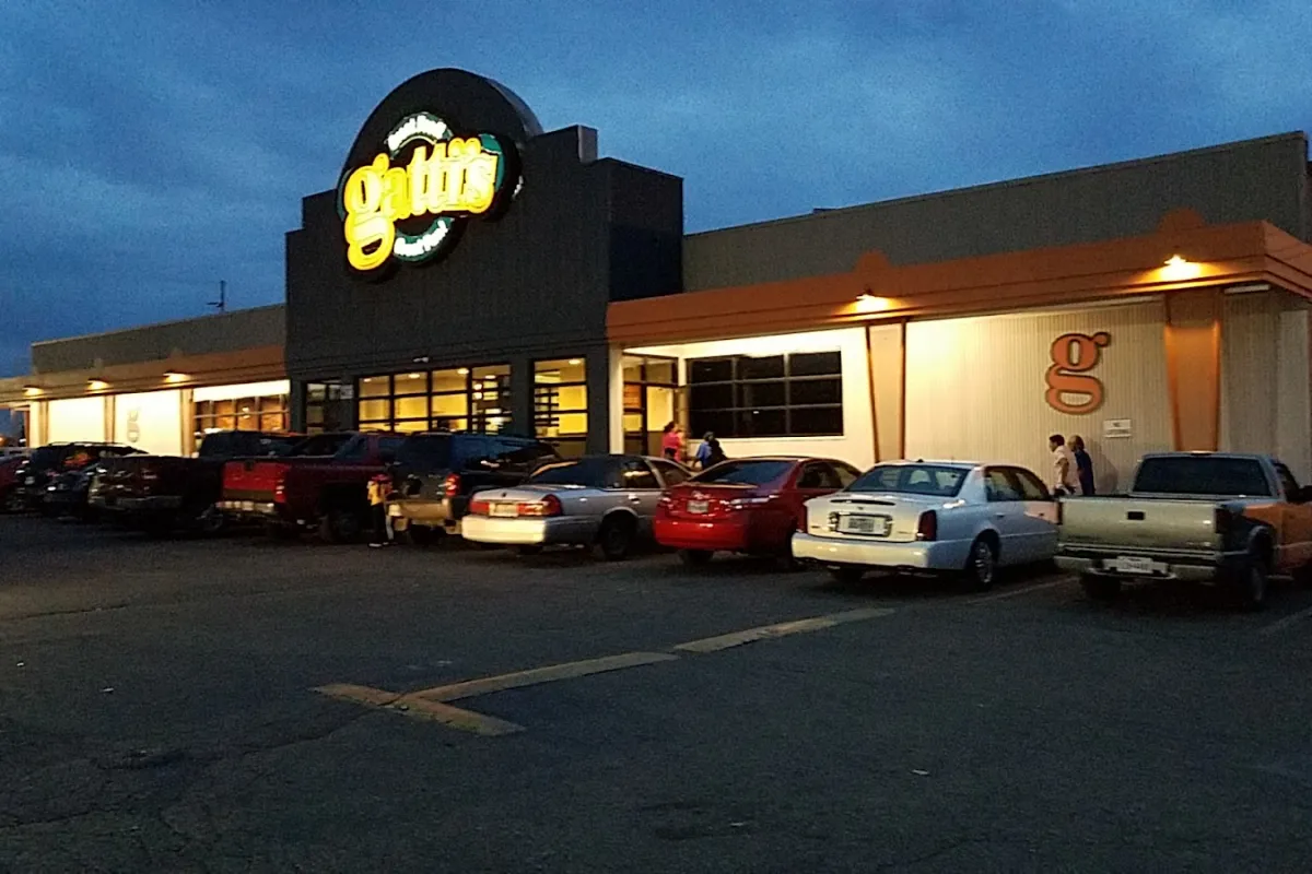 Mr Gatti's Pizza photo 1