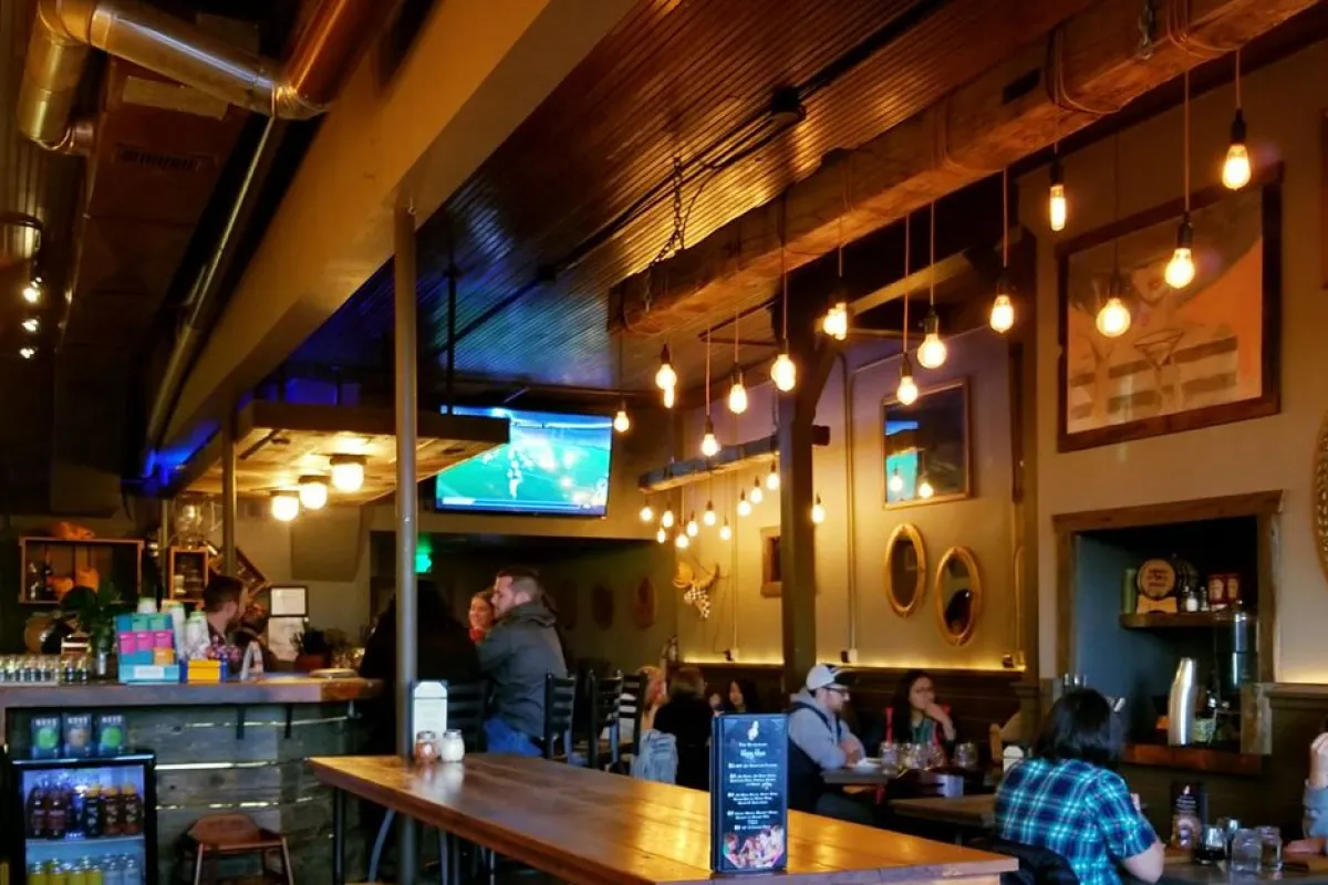 The Bluegrass Lounge - Olde Town photo 1