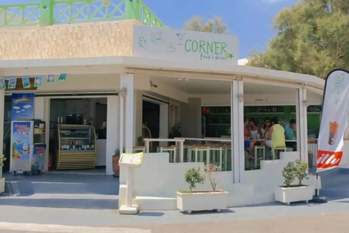 Corner Food & Drinks Santorini photo 1