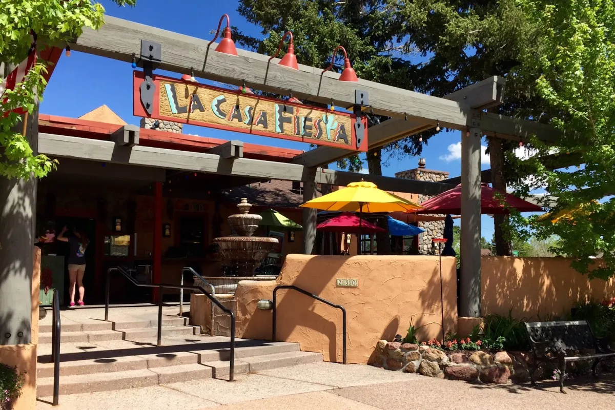 La Casa Fiesta Restaurant photo 1