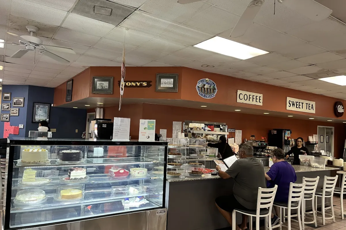 Tony's Family Restaurant photo 1