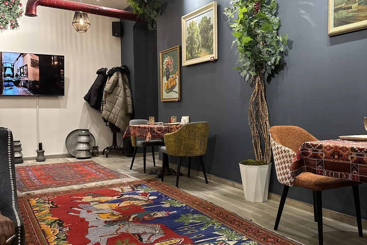 Baqur Restaurant & Bazaar photo 1