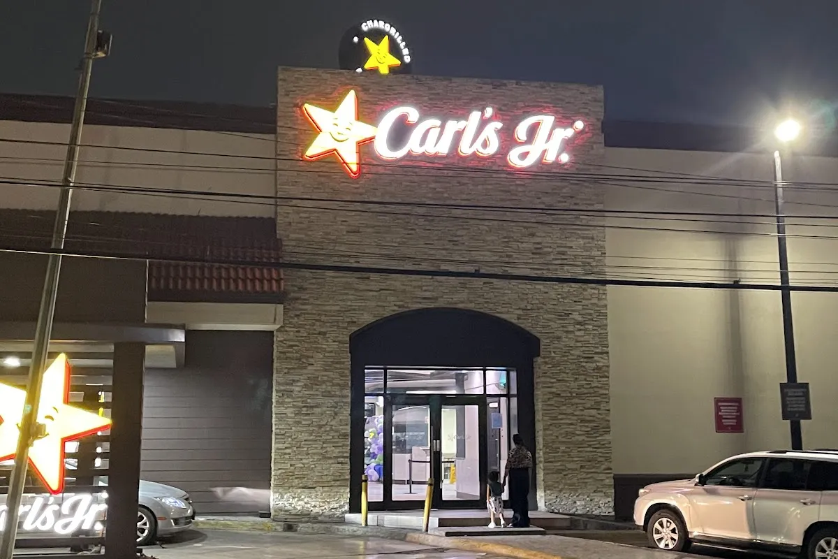 Carl's Jr. photo 1