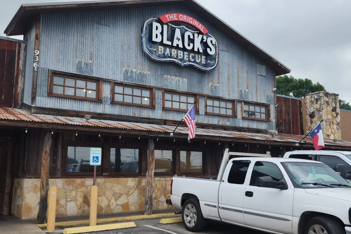 Black's Barbecue New Braunfels photo 1