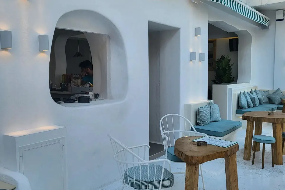 Hug Me Naxos photo 1