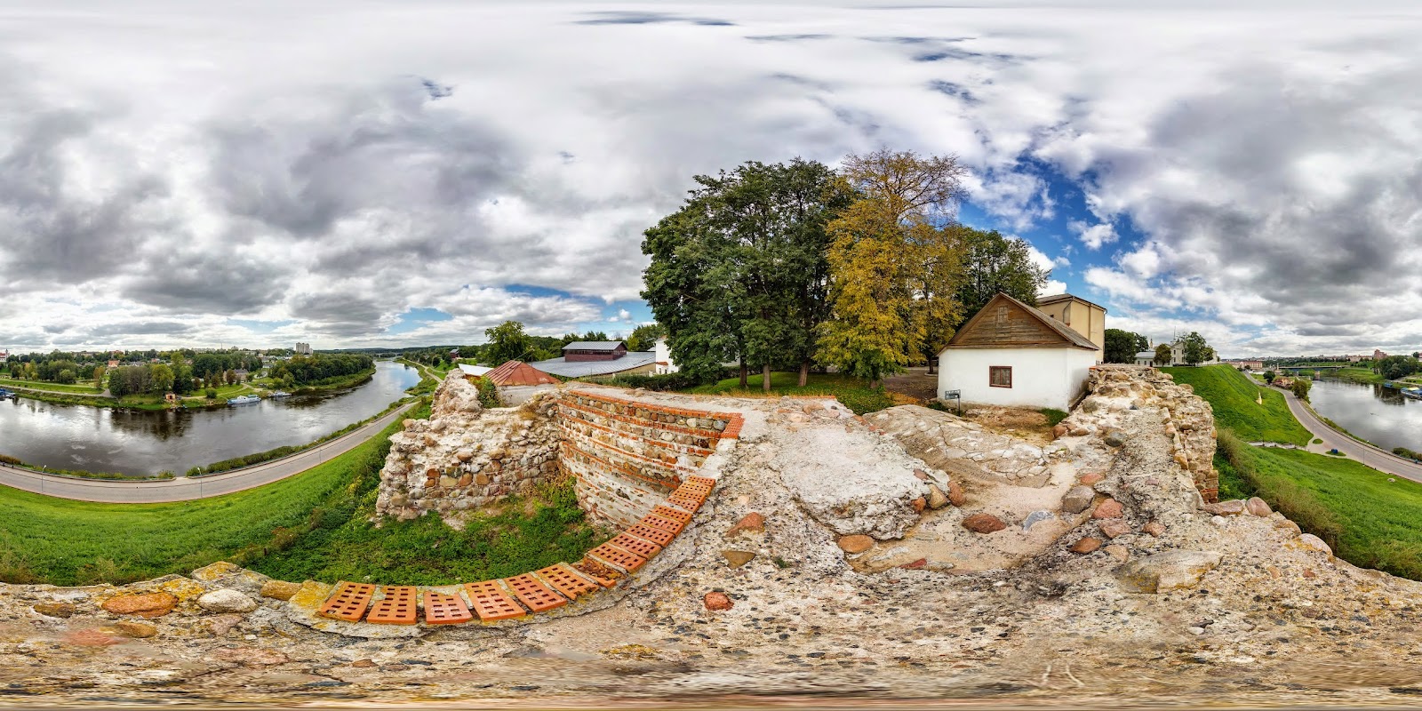 Old Castle photo 8