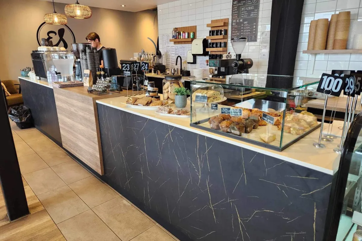 ES Café Lauzon photo 1