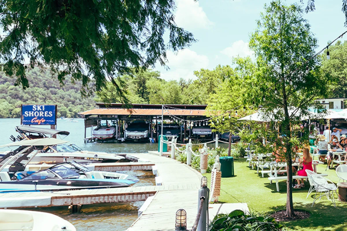Ski Shores Cafe photo 1