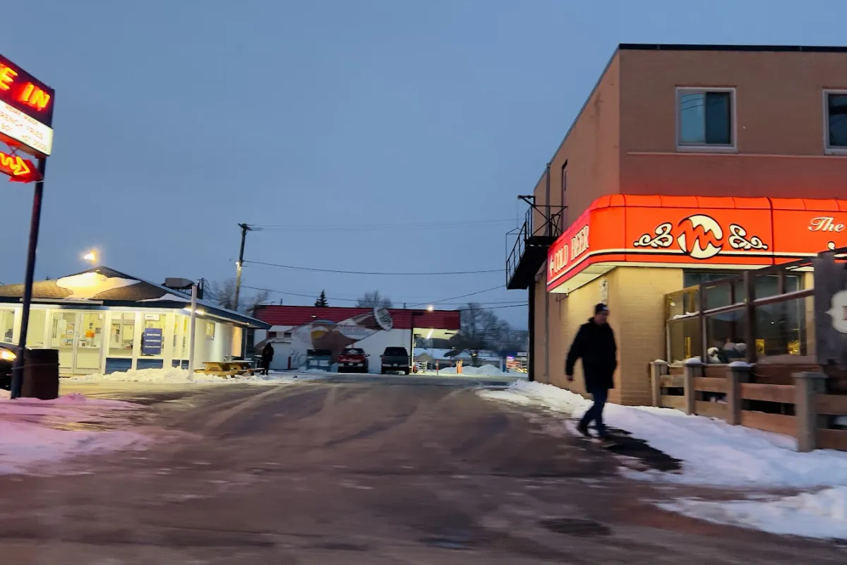 Dairi-Wip Drive-In photo 1