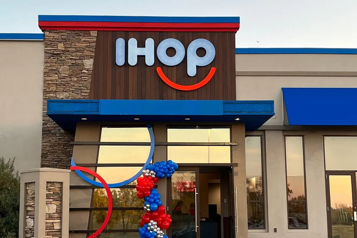 IHOP photo 1
