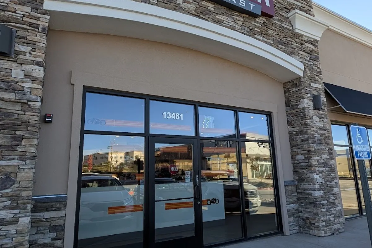 MOD Pizza photo 1