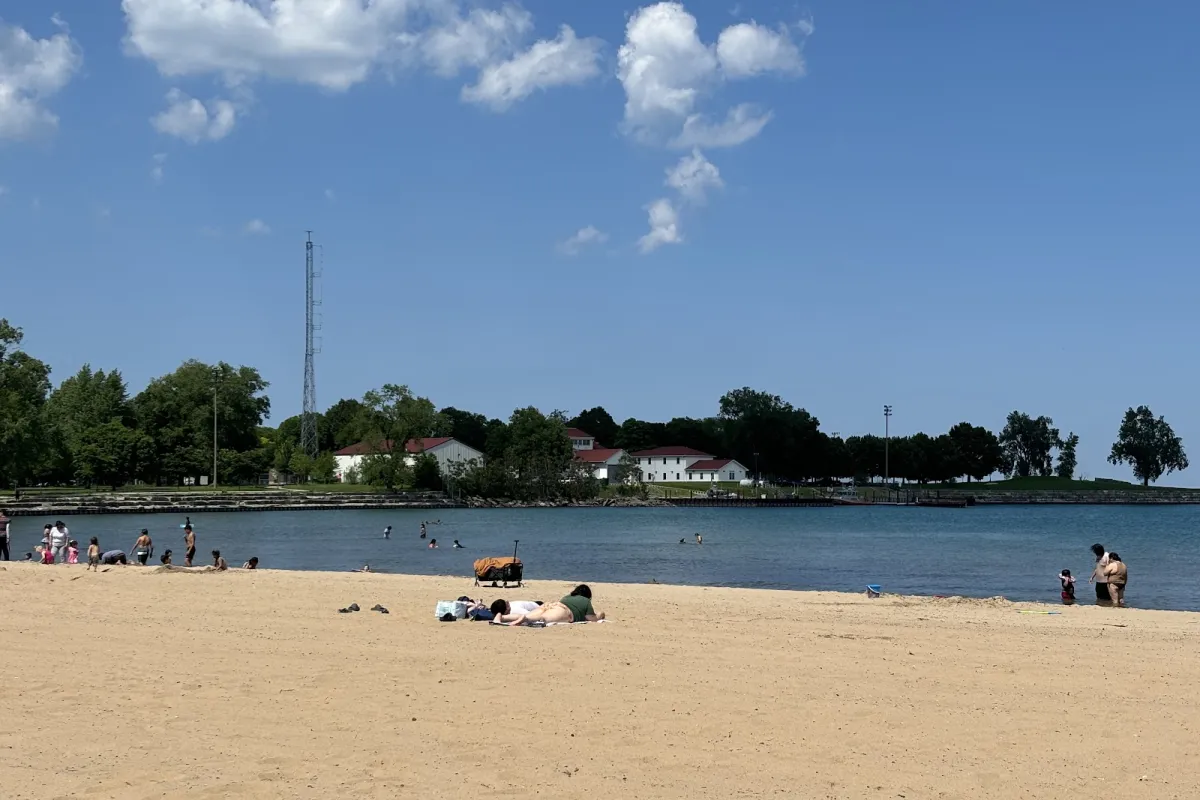Calumet Park Beach photo 1