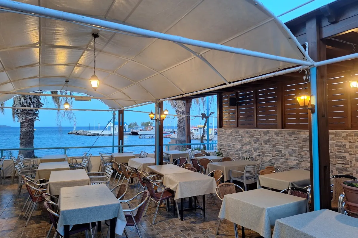 Mouria Restaurant - Maria photo 1