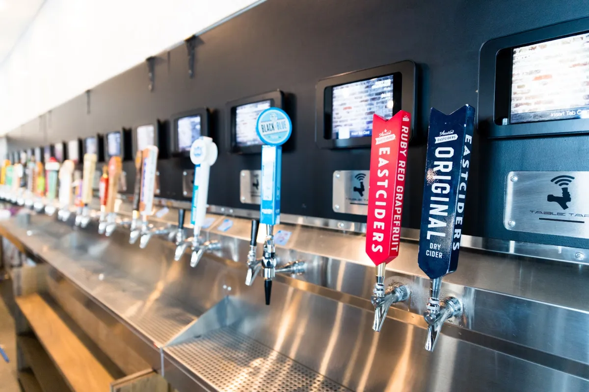 Oz. Tap House photo 1
