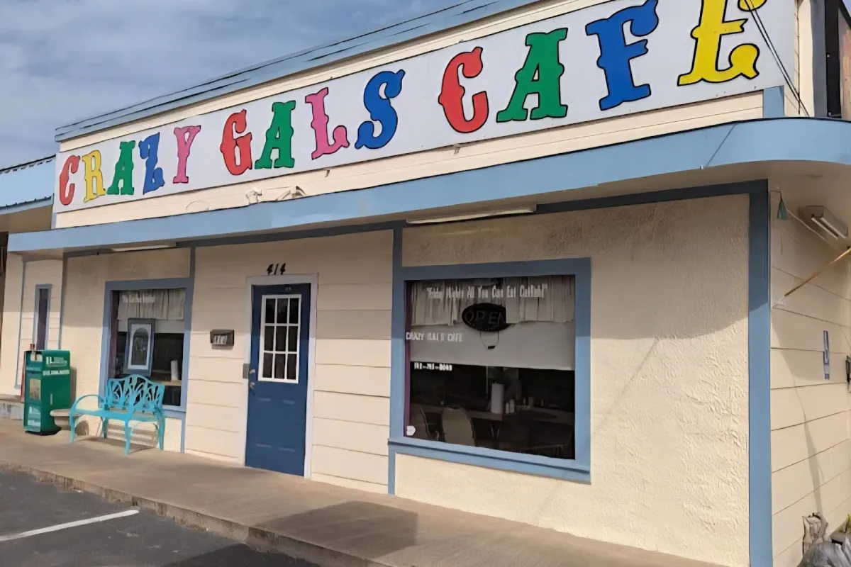 Crazy Gals Cafe photo 1