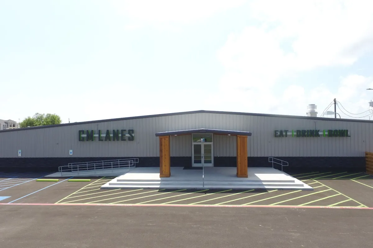 CM Lanes photo 1