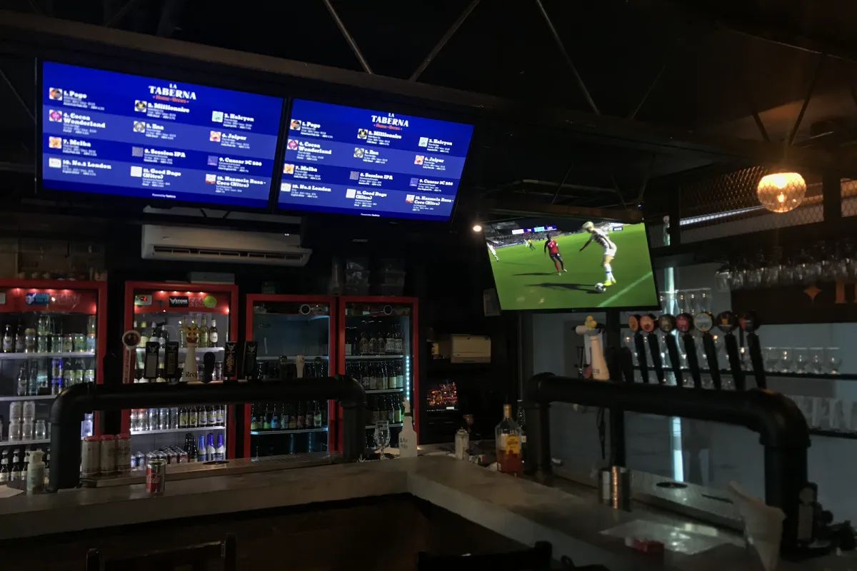 La Taberna - House of Brews photo 1