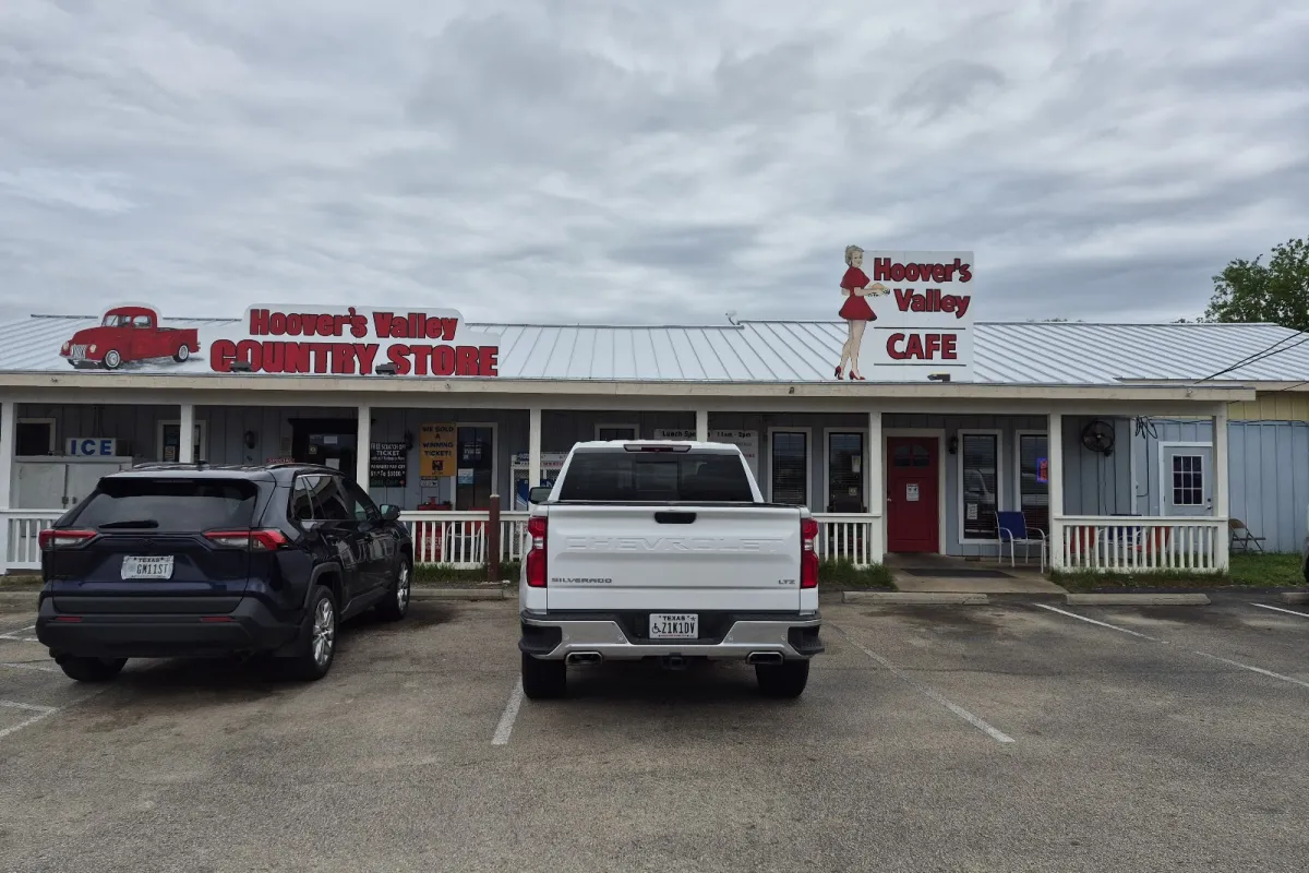 Hoover's Valley Cafe photo 1