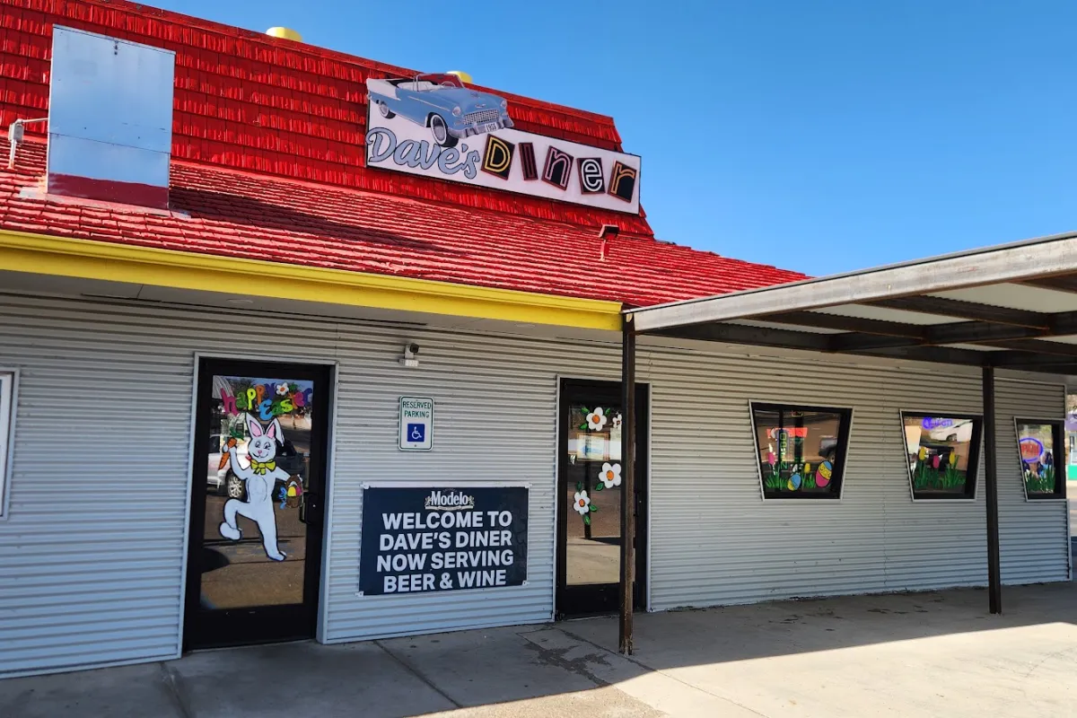 Dave's Diner photo 1