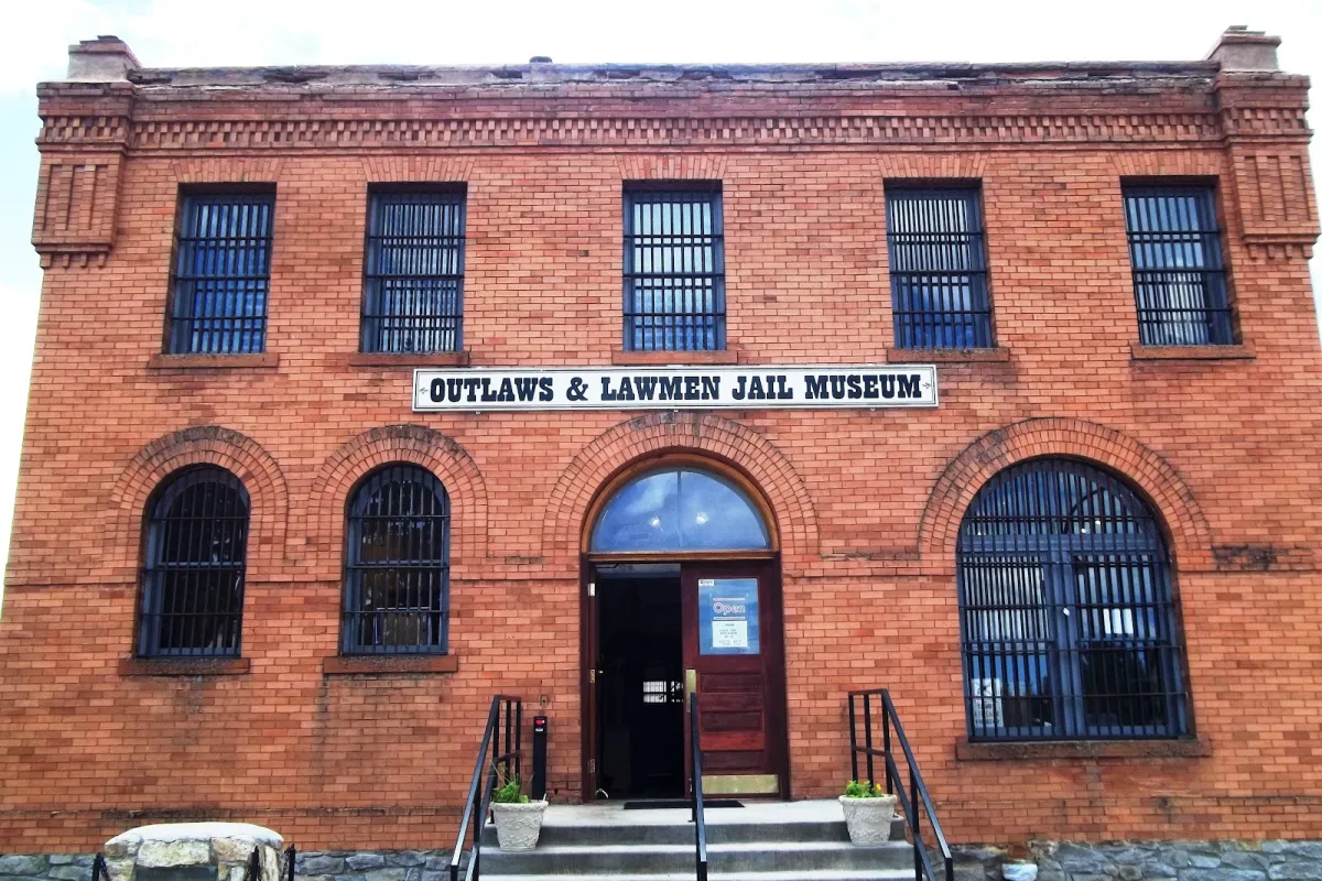Outlaws & Law Men Jail Museum photo 1