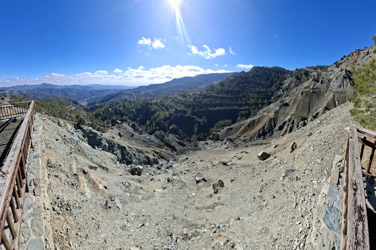 Amiantos Mine View Point photo 1