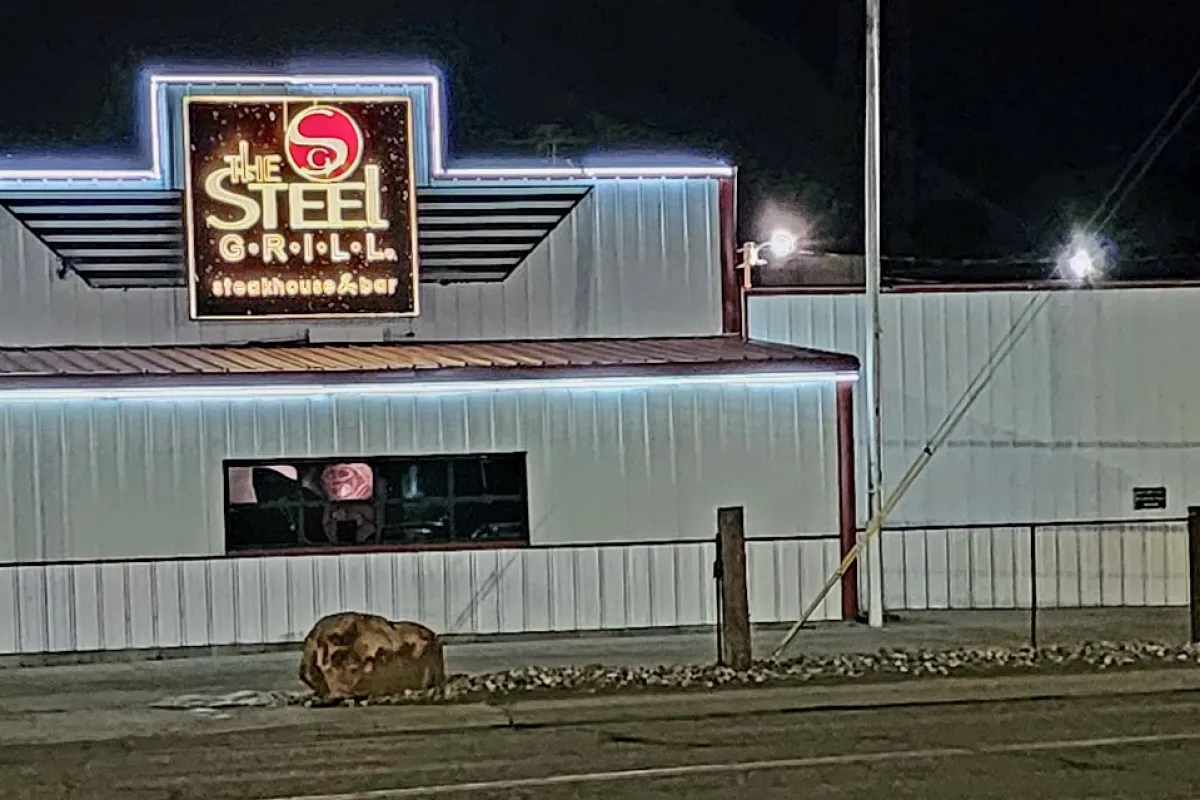 Steel Grill Restaurant & Bar photo 1