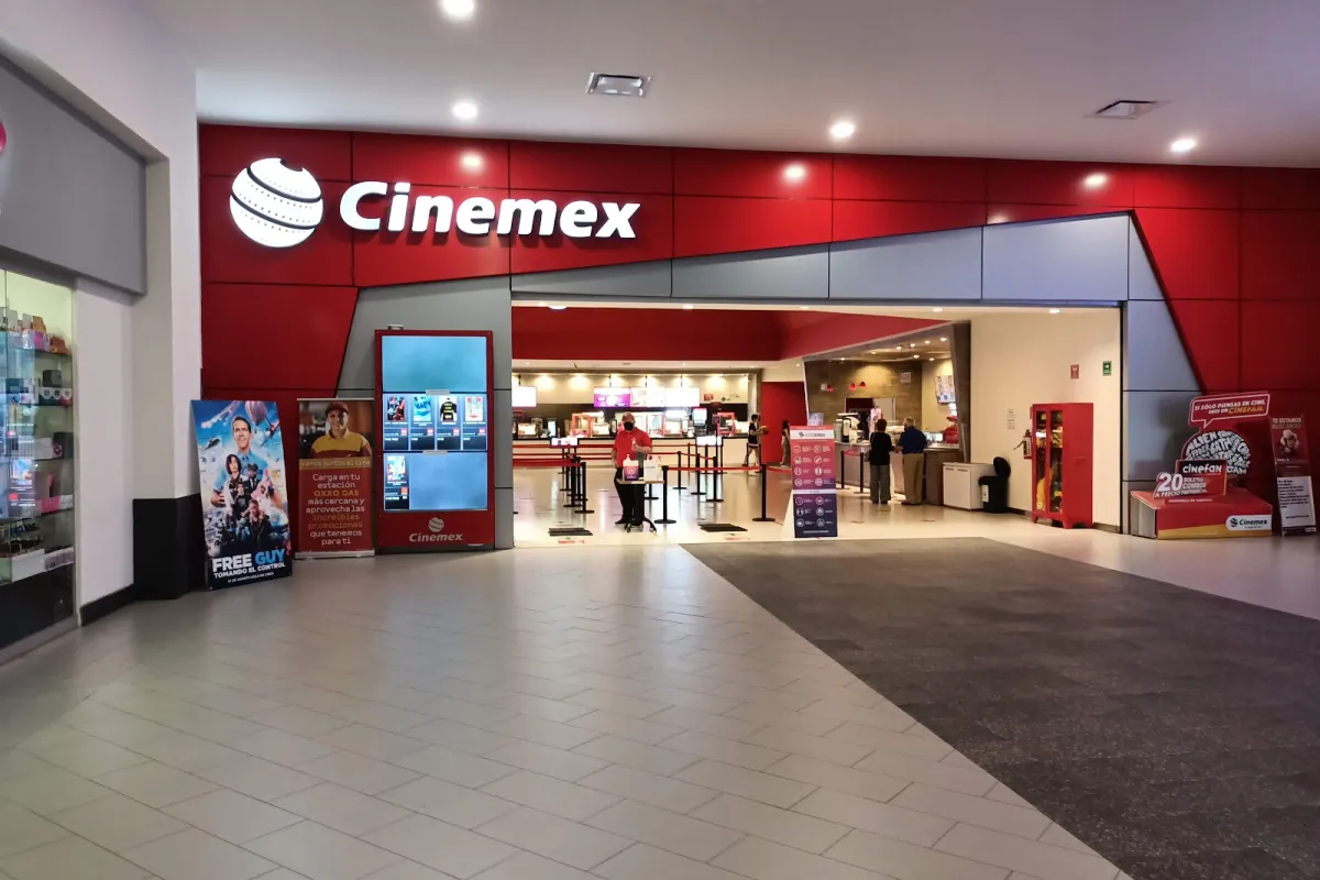 Cinemex Garza Sada photo 1