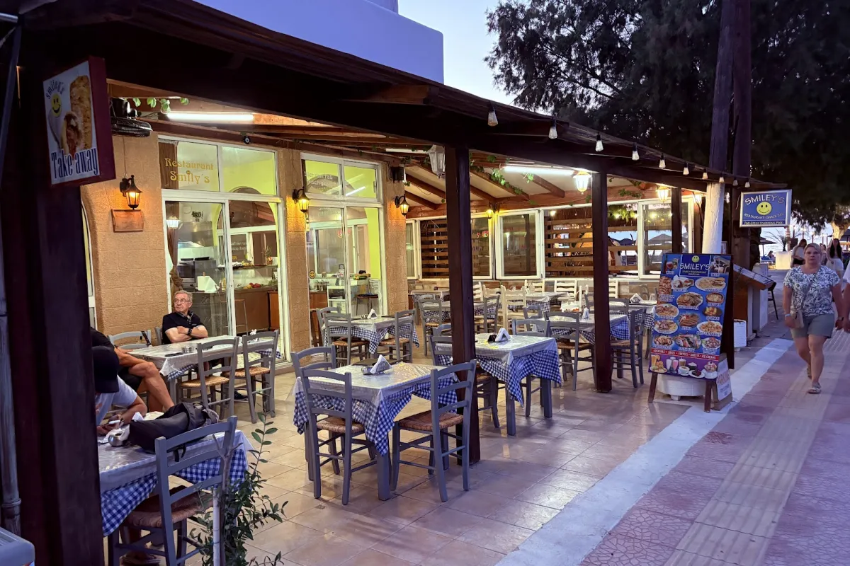 Smiley's Restaurant-Snack Bar photo 1