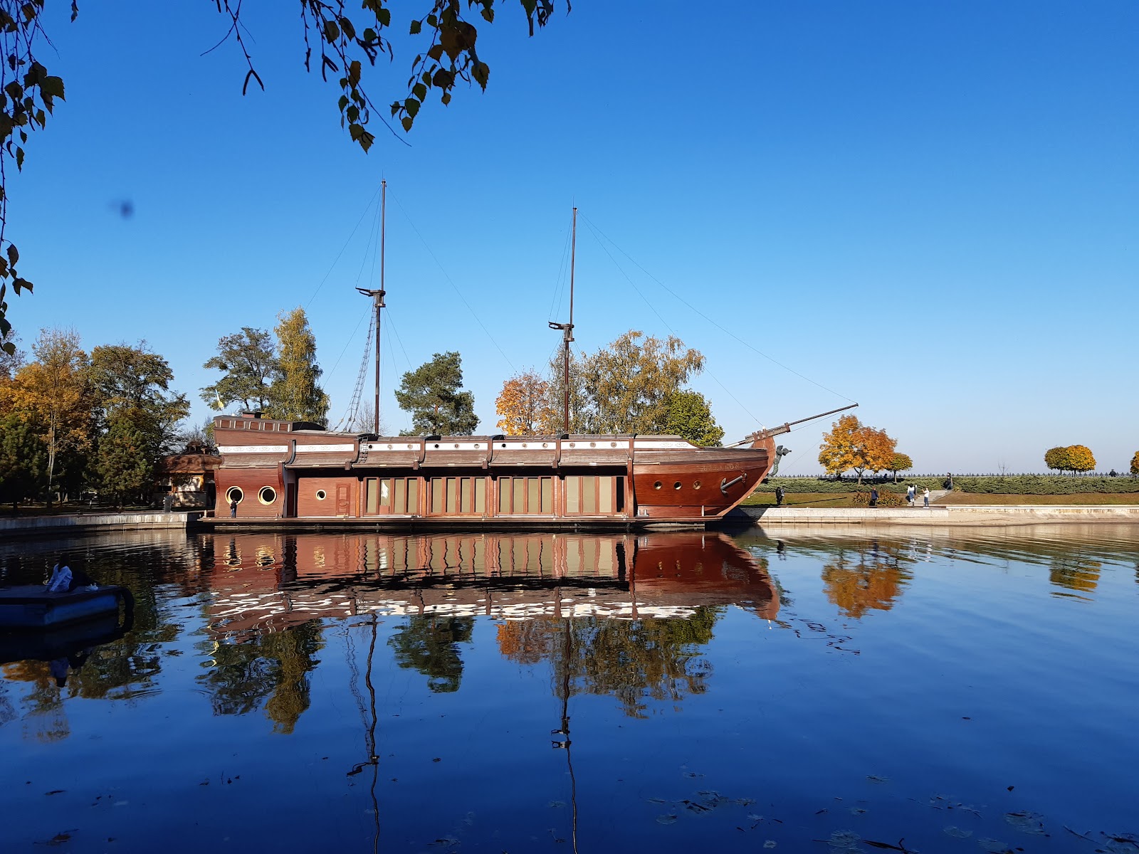 Mezhyhirya Residence photo 8