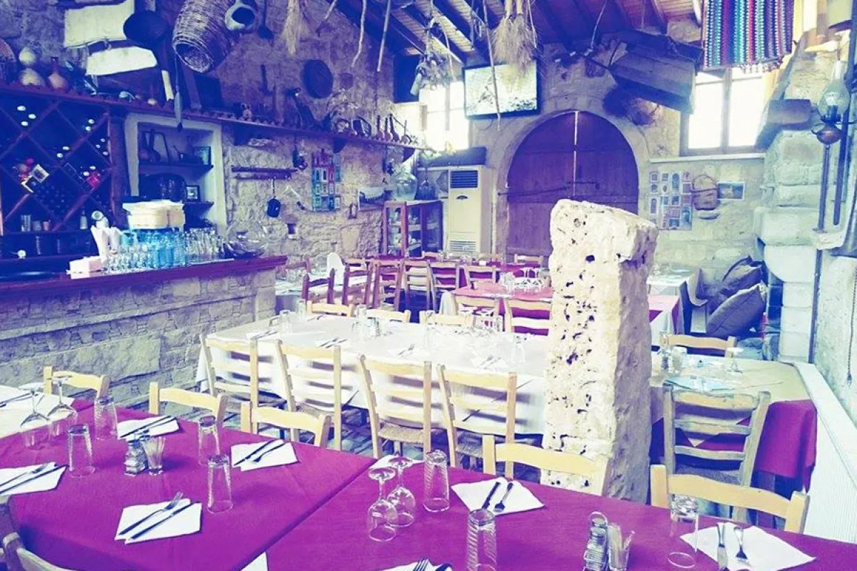 Taverna KAMARES photo 1