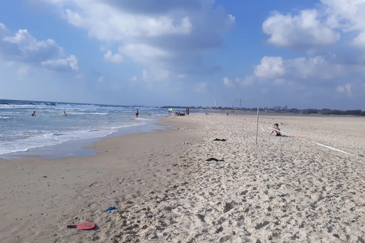 Beit Yanai Beach photo 1