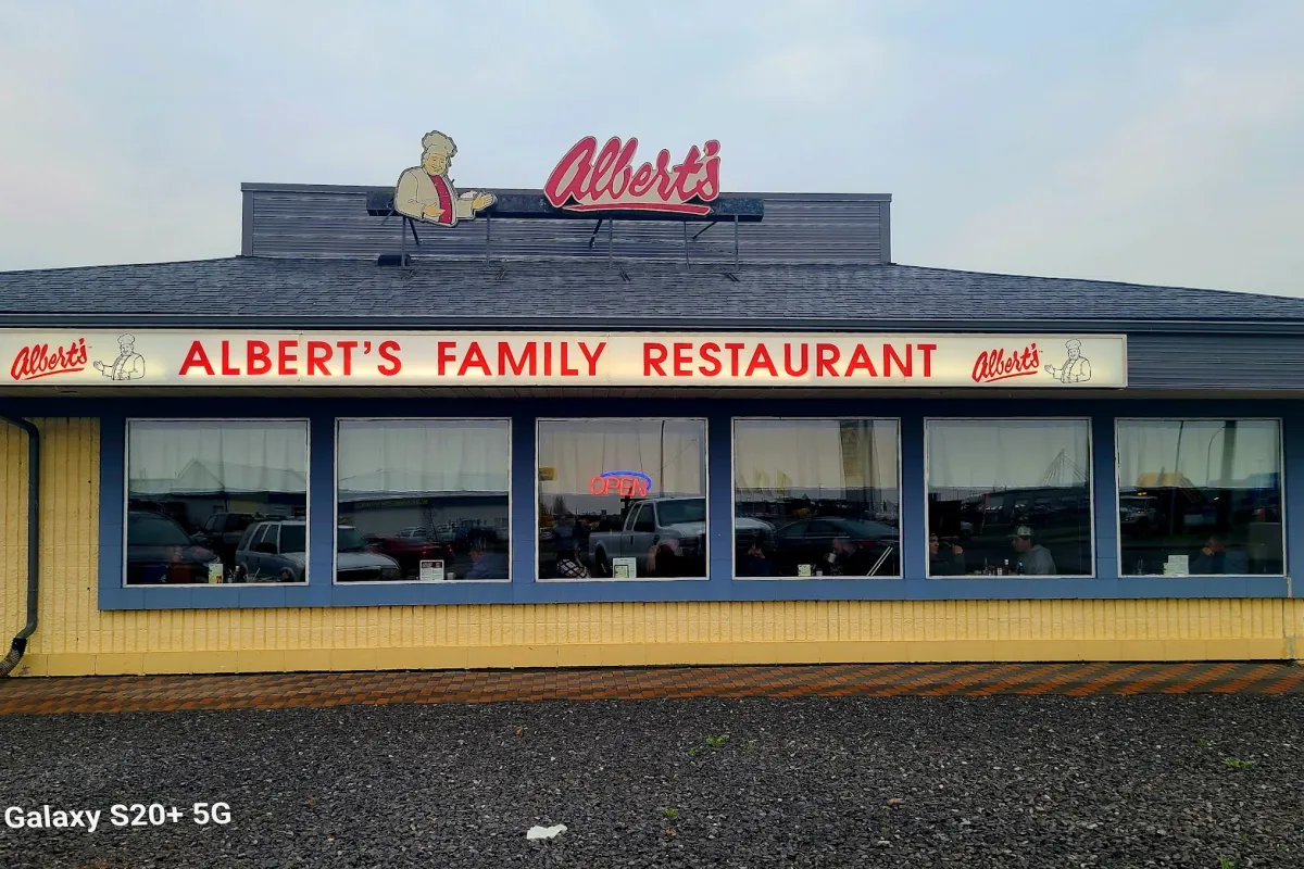 Albert's Family Restaurant photo 1