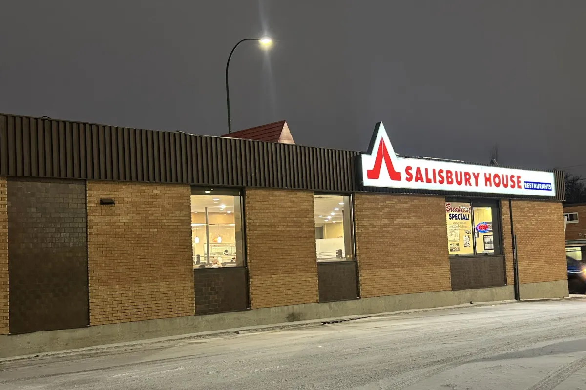 Salisbury House (St. Anne’s & Fermor) photo 1