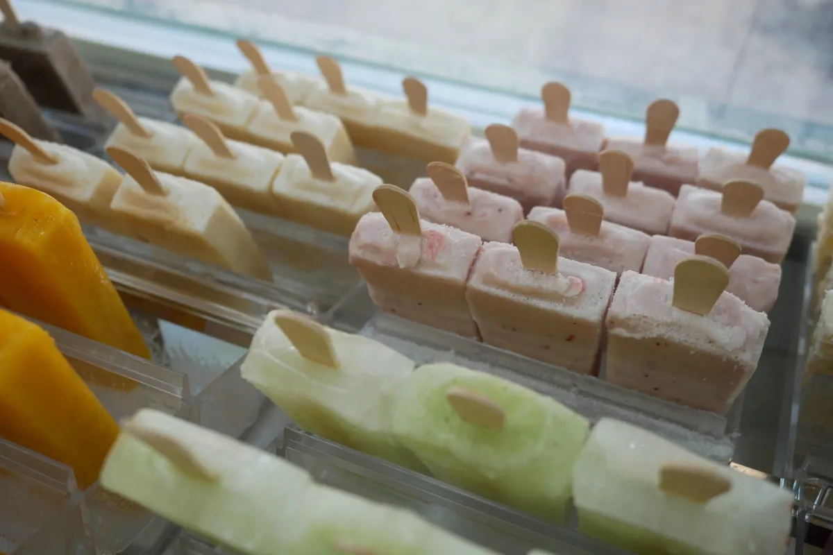 Manolis Ice Cream, Pops, Sorbet & More photo 1