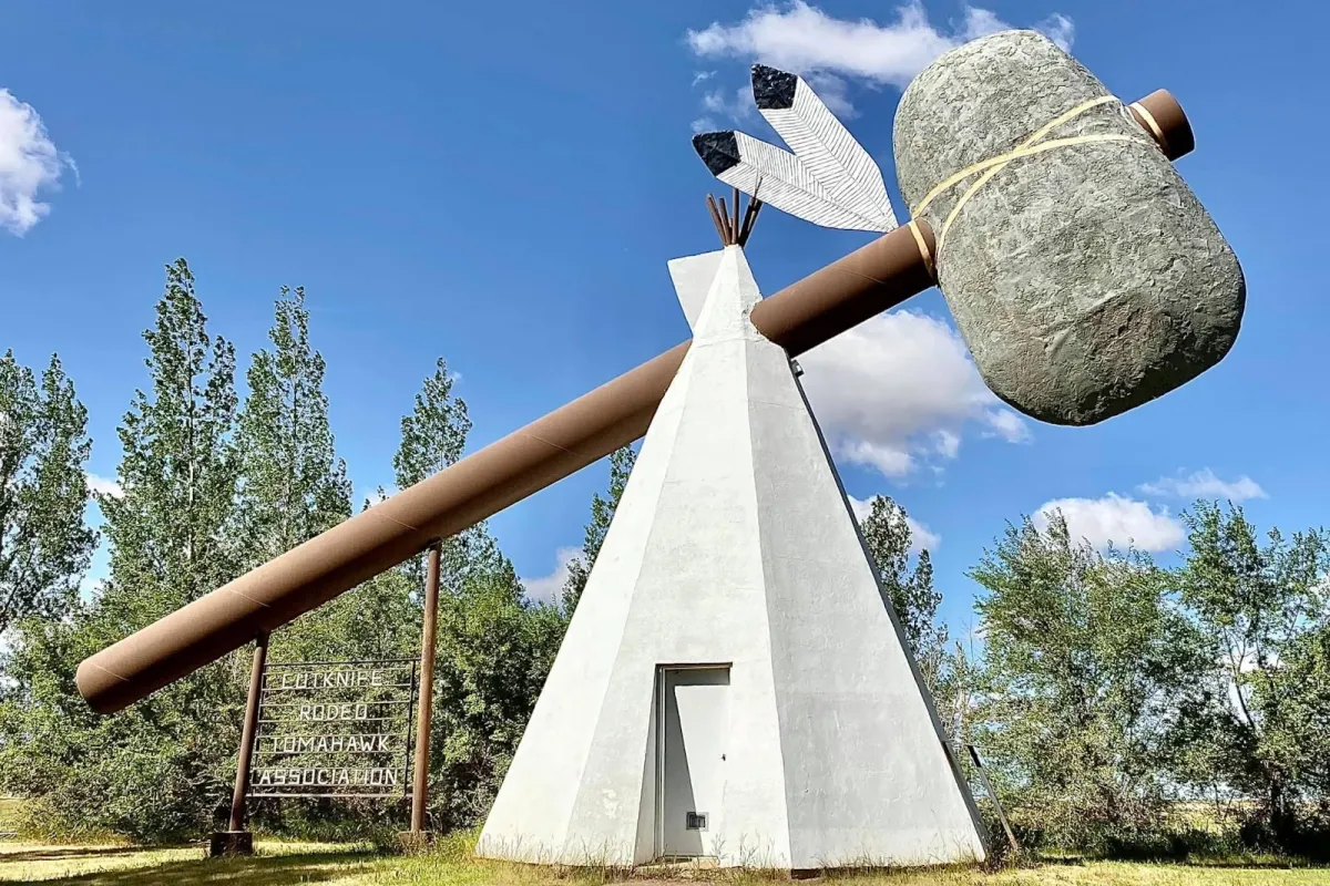 World's Largest Tomahawk photo 1